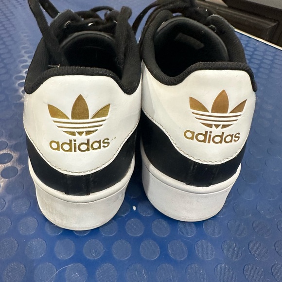 Adidas size 9 mod classic leather shoe - Picture 3 of 7